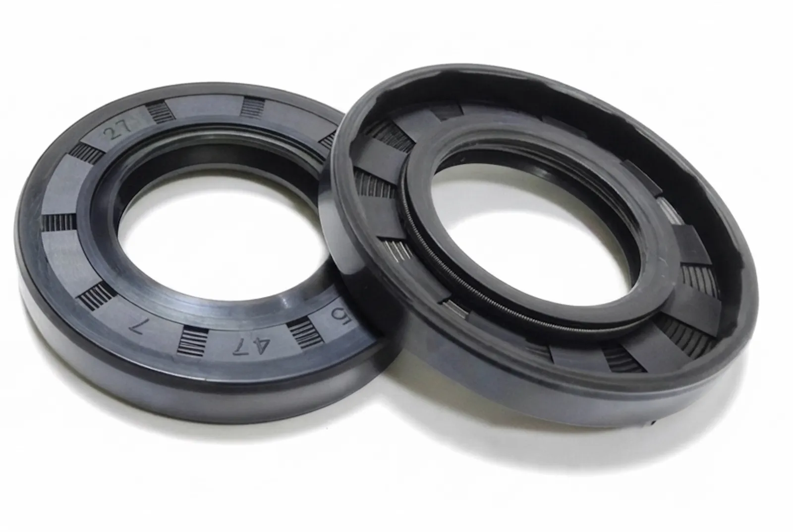 Semering s inox oprugom
