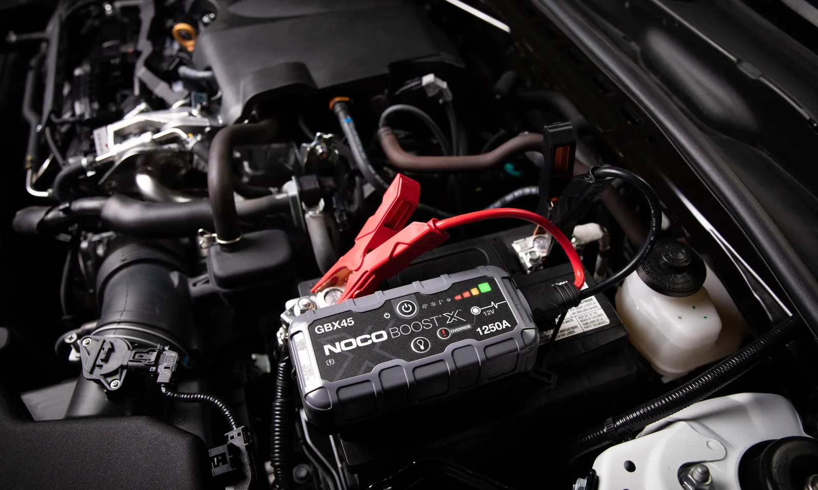 NOCO Boost X GBX45 12V 1250A litijski booster za auto